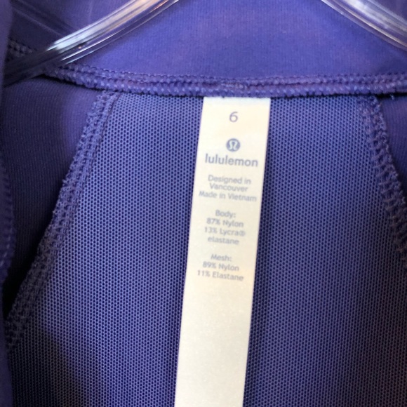 Lululemon jacket Sz 6 - Picture 6 of 15